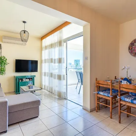 Blue Time 2-bedroom In Apartmán