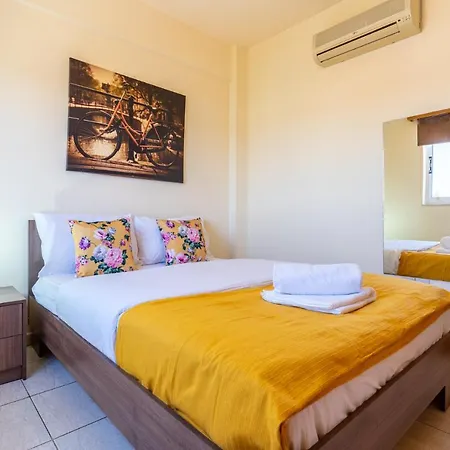 Blue Time 2-bedroom In 아파트 라르나카