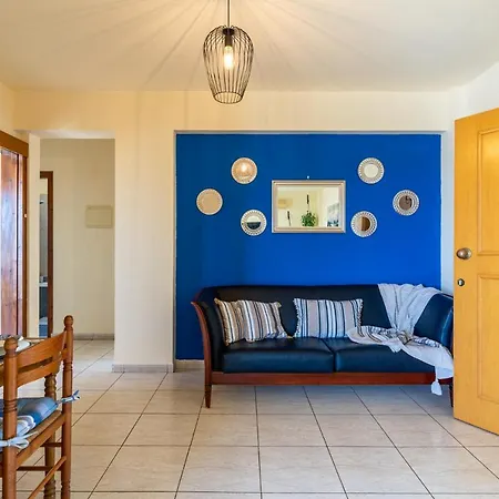 Blue Time 2-bedroom In * Lárnaka