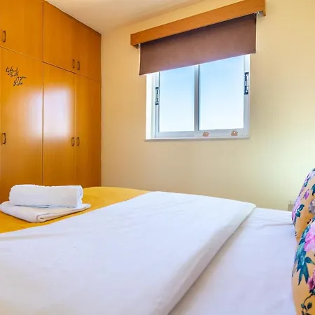 Blue Time 2-bedroom In Larnaca