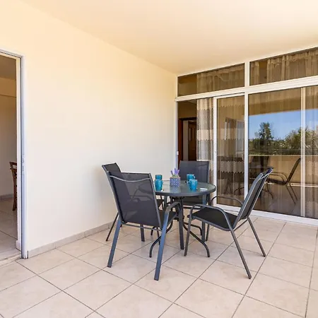Blue Time 2-bedroom In דירה לרנקה