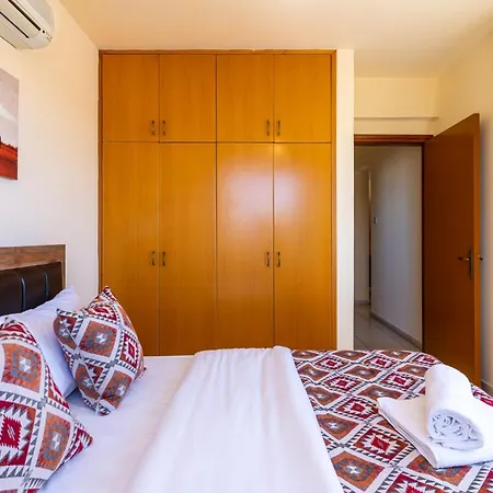 Blue Time 2-bedroom In * Larnaca